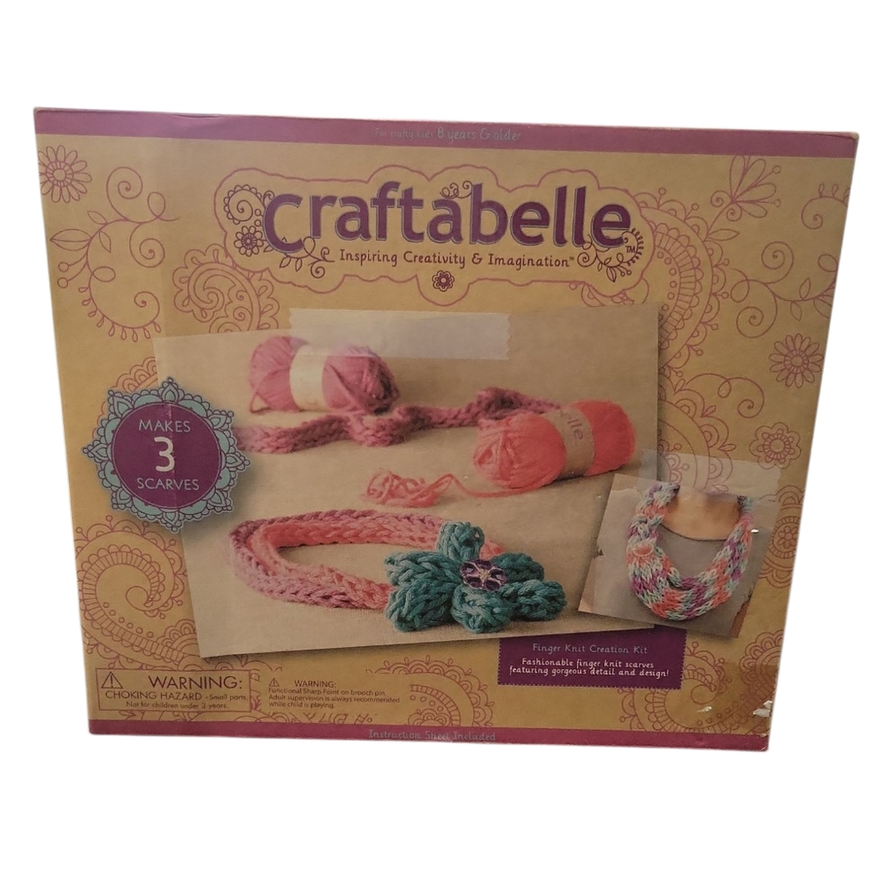 New In Box Craftabelle Scarf Kit with Pink and Green Yarn